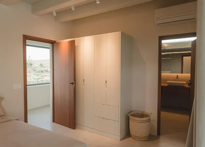 Sal Marina Premium Lajares